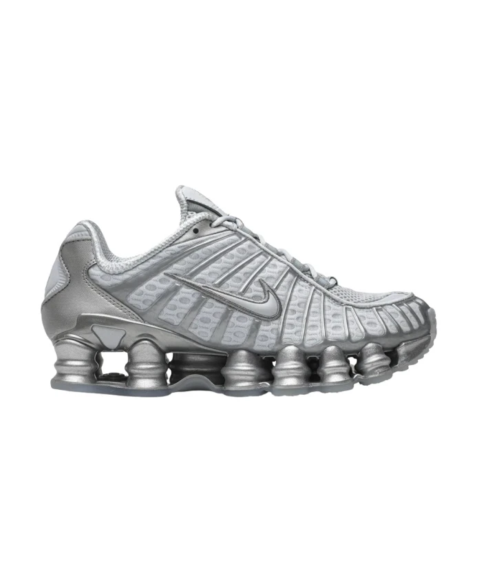 Кроссовки Chrome Shox серые, релиз 2025 года. Nike, серый
Кроссовки Chrome Shox серые, релиз 2025 года. Nike, серый