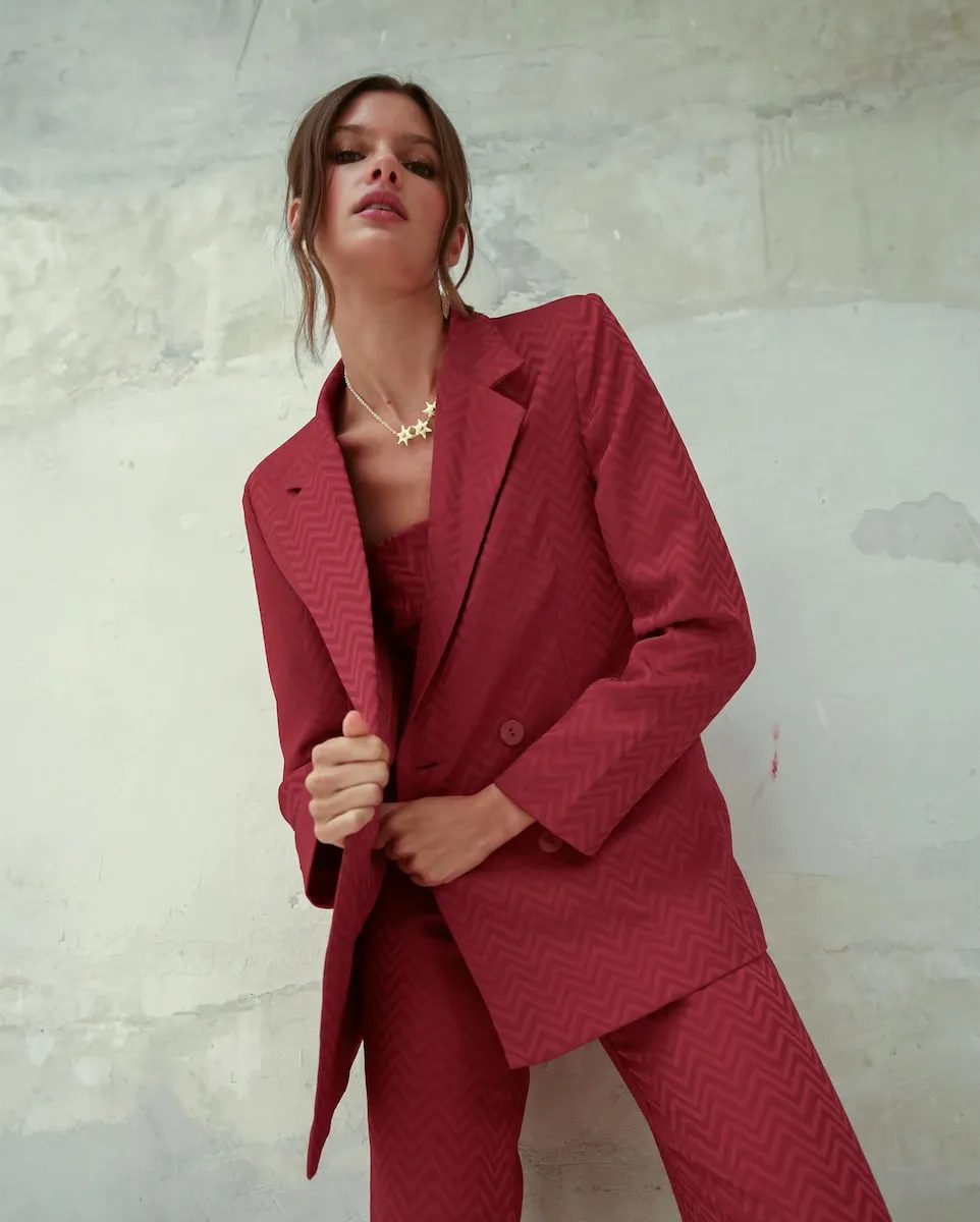 Женский блейзер с застежкой на пуговицы и воротником с лацканами Noon, красный
Женский блейзер с застежкой на пуговицы и воротником с лацканами Noon, красный