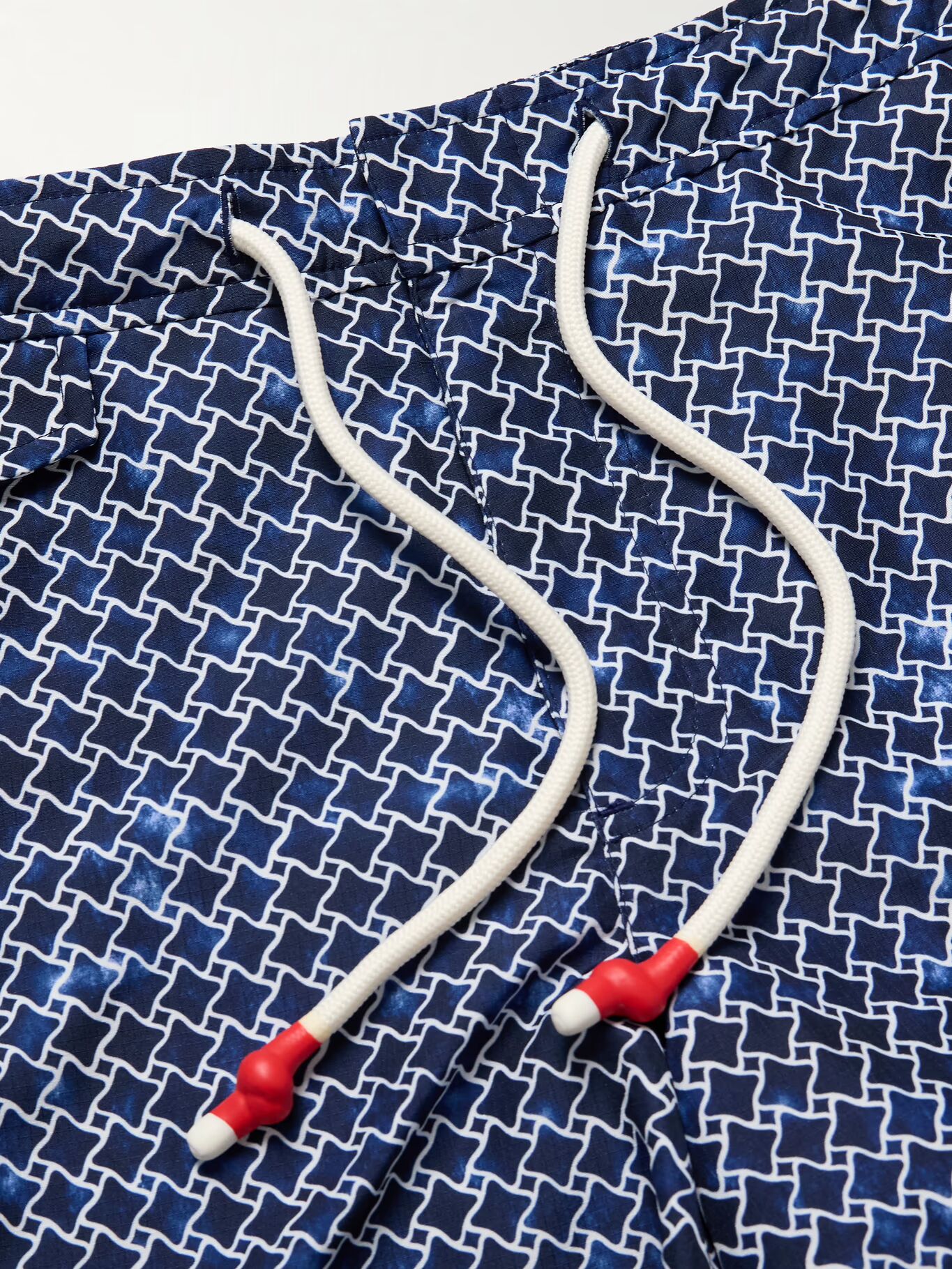 Стандартные облегающие шорты для плавания Terrazzo средней длины с принтом из переработанных материалов ORLEBAR BROWN, темно-синий
Стандартные облегающие шорты для плавания Terrazzo средней длины с принтом из переработанных материалов ORLEBAR BROWN, темно-синий