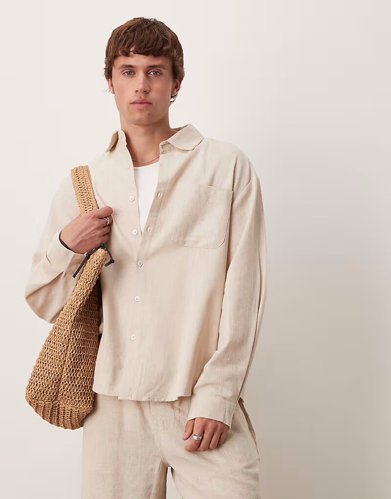 Рубашка свободного кроя с длинными рукавами и имитацией льна ASOS DESIGN песочного цвета
Рубашка свободного кроя с длинными рукавами и имитацией льна ASOS DESIGN песочного цвета