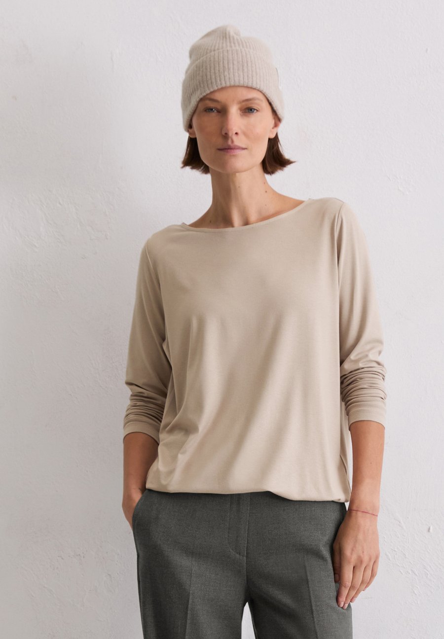 Топ Marc O'Polo BOAT NECK ELASTIC AT HEM, Chalky Mauve/Beige
Топ Marc O'Polo BOAT NECK ELASTIC AT HEM, Chalky Mauve/Beige