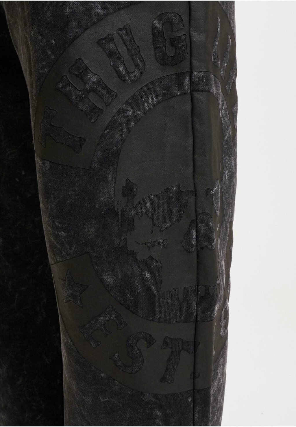 Тренировочный низ Thug Life, черный
Тренировочный низ Thug Life, черный