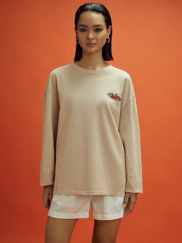 Футболка с круглым вырезом beaton f1 tour Reiss x McLaren, серо-коричневый
Футболка с круглым вырезом beaton f1 tour Reiss x McLaren, серо-коричневый