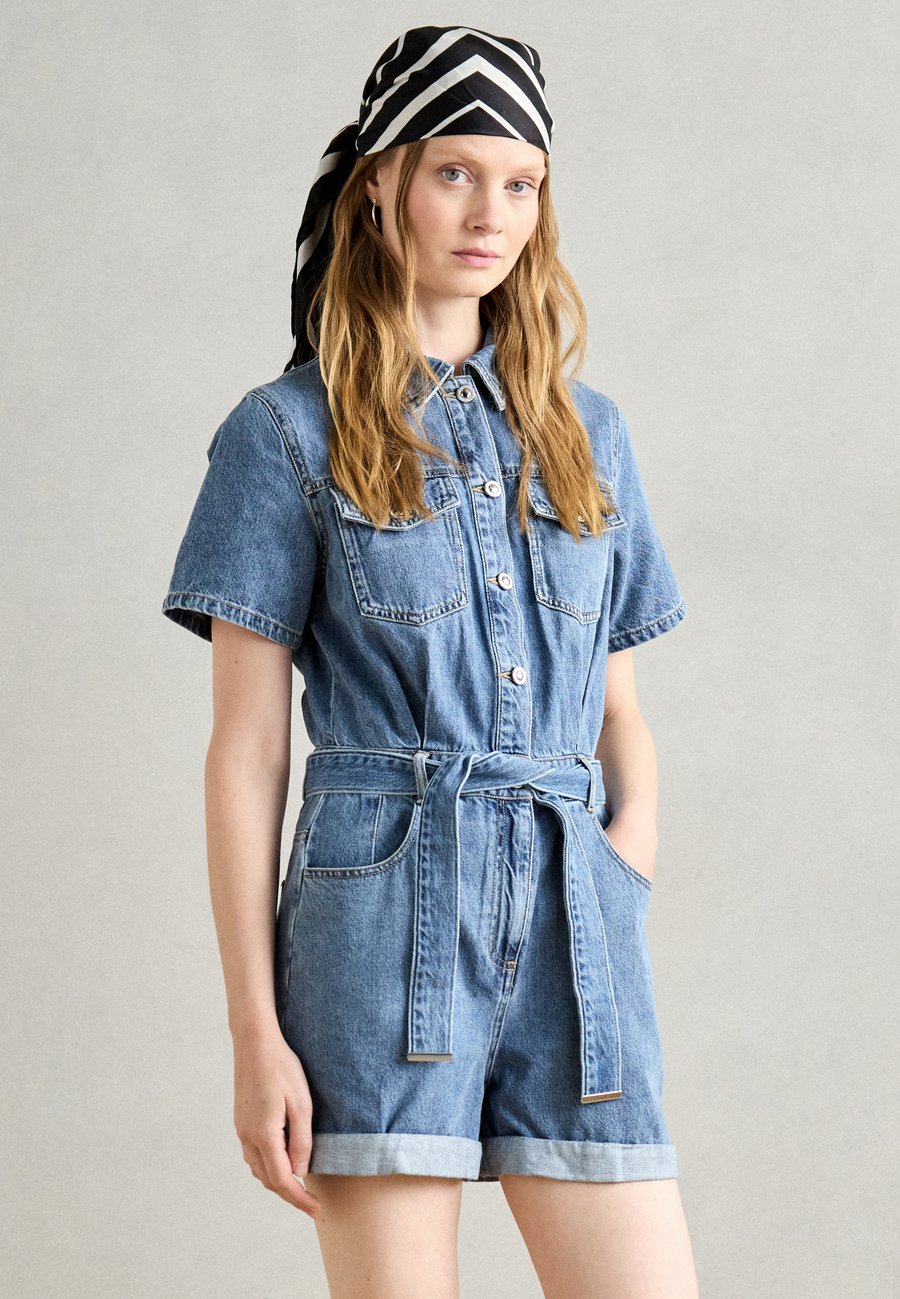 Комбинезон Morgan SHELOR, Denim Stone/Stone Blue Denim
Комбинезон Morgan SHELOR, Denim Stone/Stone Blue Denim