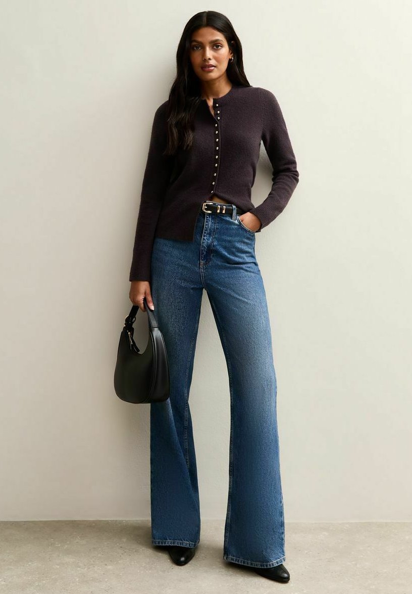 Кардиган New Look CREW NECK LONG SLEEVE STUDDED, Dark Purple
Кардиган New Look CREW NECK LONG SLEEVE STUDDED, Dark Purple