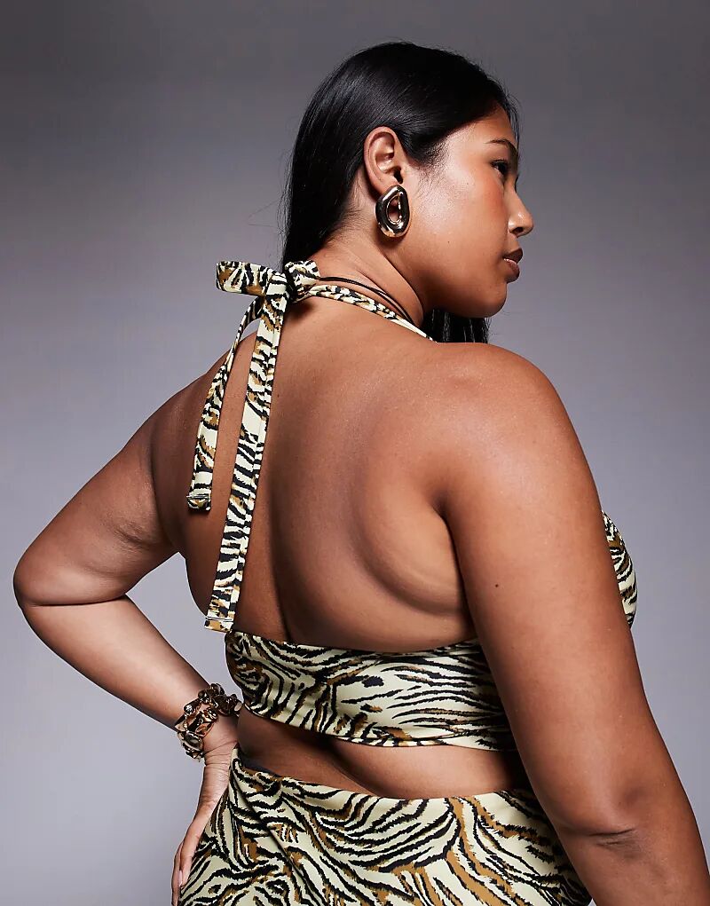 Бикини-топ Curve Gia с вырезом-капелькой и анималистичным принтом ASOS DESIGN Asos Curve
Бикини-топ Curve Gia с вырезом-капелькой и анималистичным принтом ASOS DESIGN Asos Curve