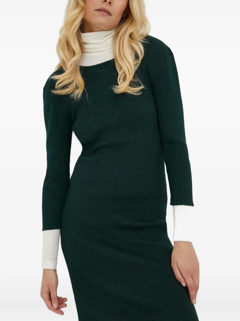 Платье миди в рубчик с разрезом Bruuns Bazaar, зеленый
Платье миди в рубчик с разрезом Bruuns Bazaar, зеленый