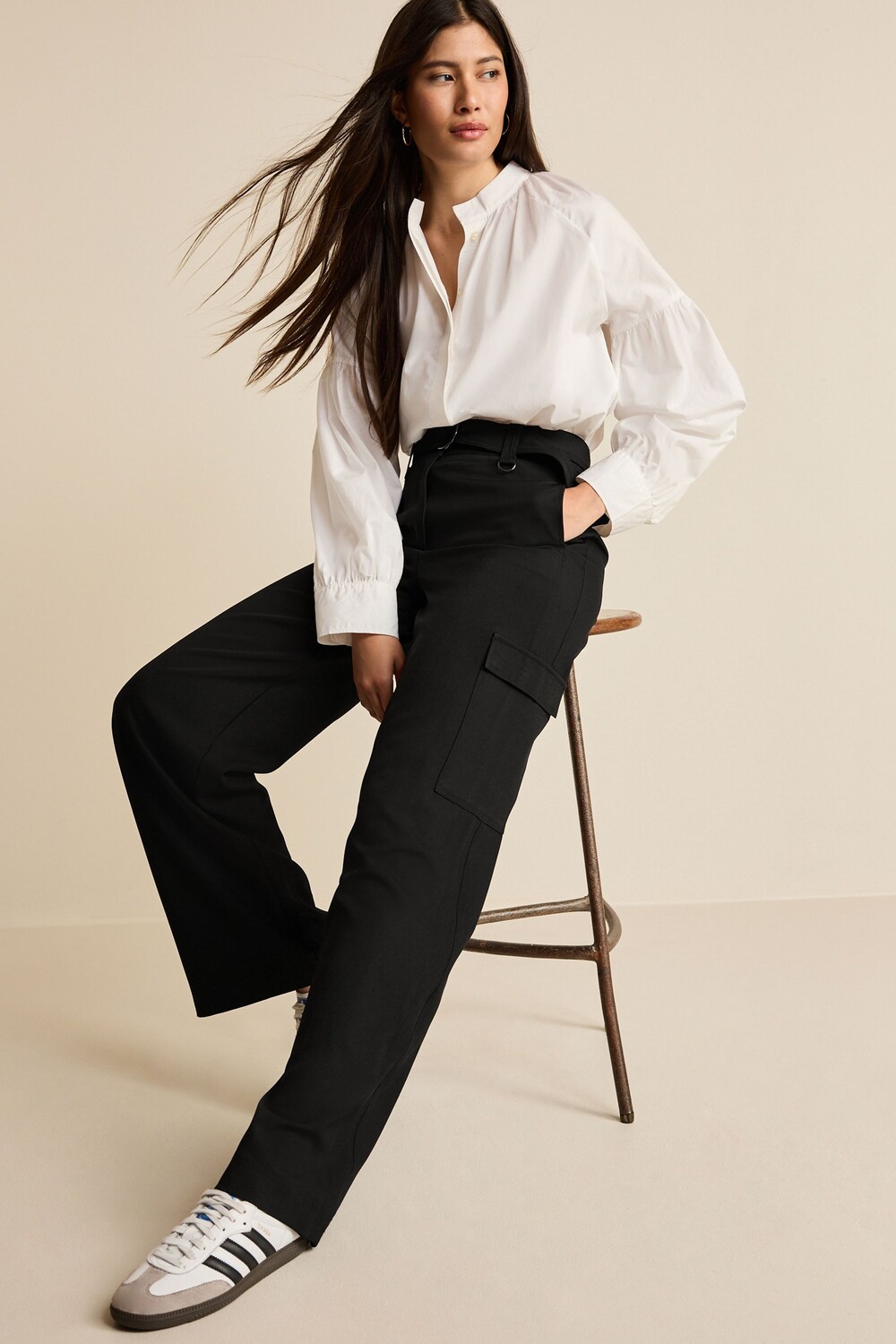 Элегантные армейские брюки с широкими штанинами и поясом Next, черный
Элегантные армейские брюки с широкими штанинами и поясом Next, черный