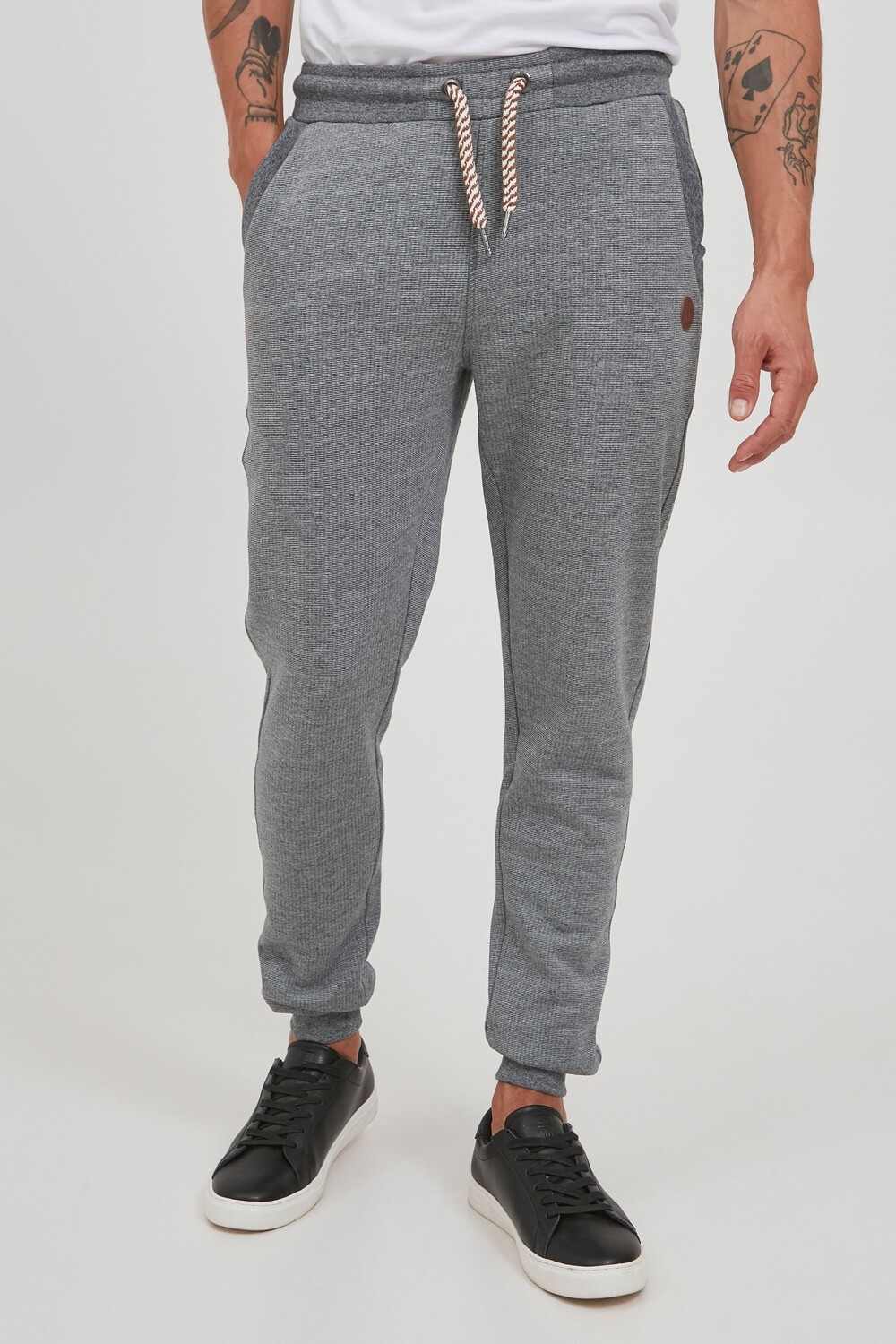 Тканевые брюки !SOLID Sweat SDNafado, серый
Тканевые брюки !SOLID Sweat SDNafado, серый