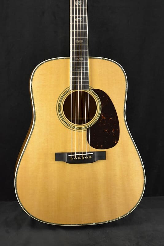 Акустическая гитара Martin Custom Shop Dreadnought Guatemalan Rosewood Natural
Акустическая гитара Martin Custom Shop Dreadnought Guatemalan Rosewood Natural