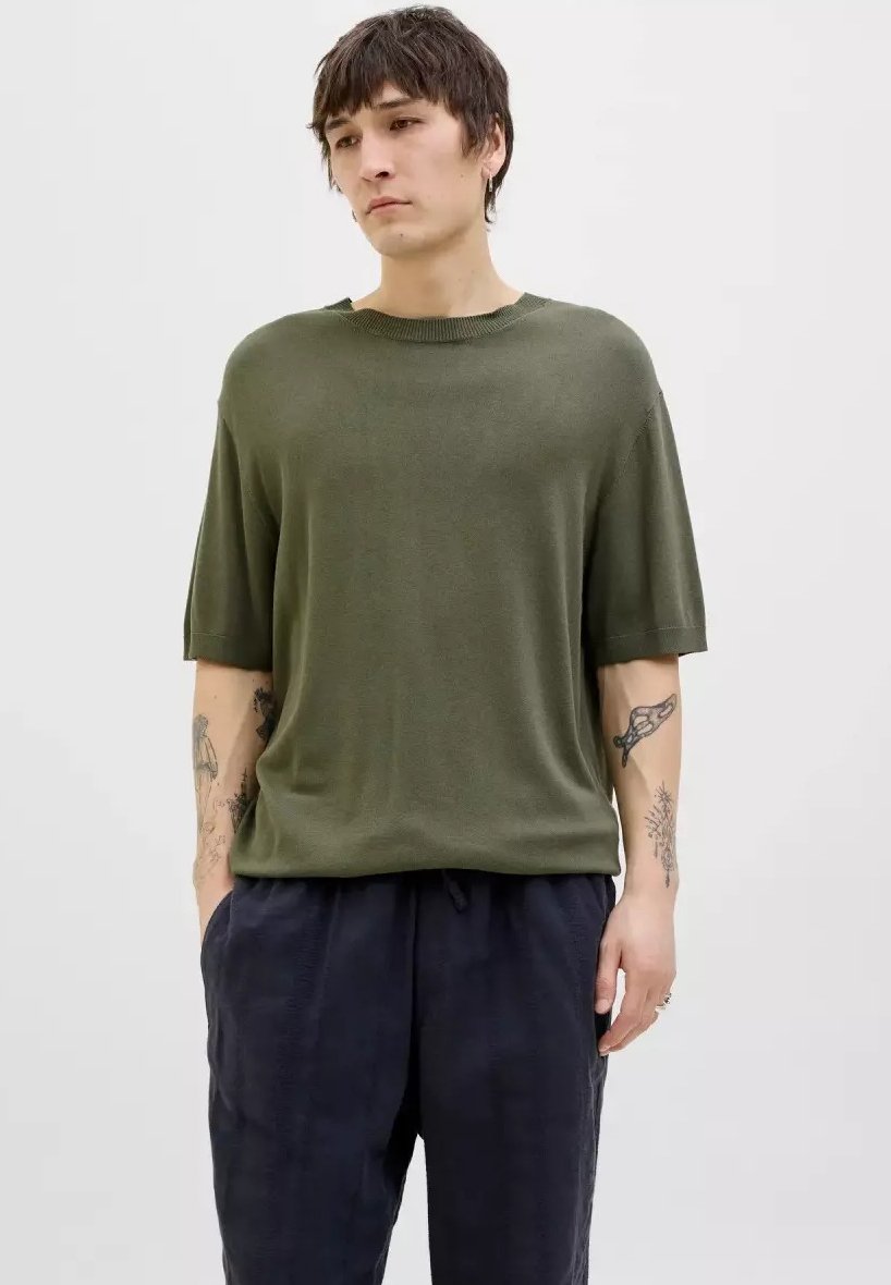 Базовая футболка Jack & Jones, зеленый
Базовая футболка Jack & Jones, зеленый