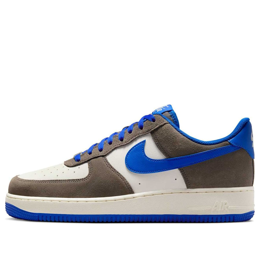 Кроссовки Nike Air Force 1 Low '07 LV8 'Cave Stone Hyper Royal', белый
Кроссовки Nike Air Force 1 Low '07 LV8 'Cave Stone Hyper Royal', белый