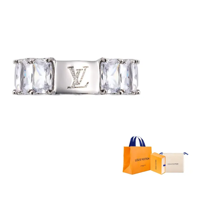 Цирконовое кольцо Unisex Silver LOUIS VUITTON, серебряный
Цирконовое кольцо Unisex Silver LOUIS VUITTON, серебряный