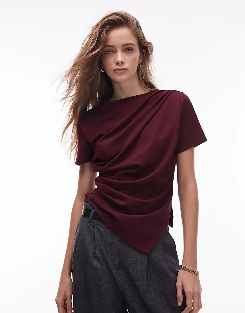 Футболка из джерси «& Other Stories» с драпировкой спереди и асимметричным разрезом по низу, бордового цвета 
Футболка из джерси «& Other Stories» с драпировкой спереди и асимметричным разрезом по низу, бордового цвета