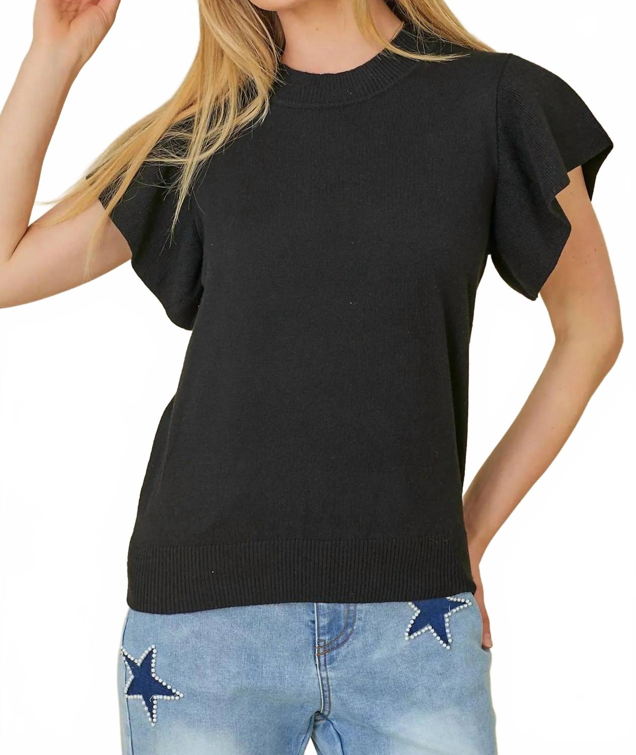 Черный свитер с оборками на рукавах Main Strip
Черный свитер с оборками на рукавах Main Strip