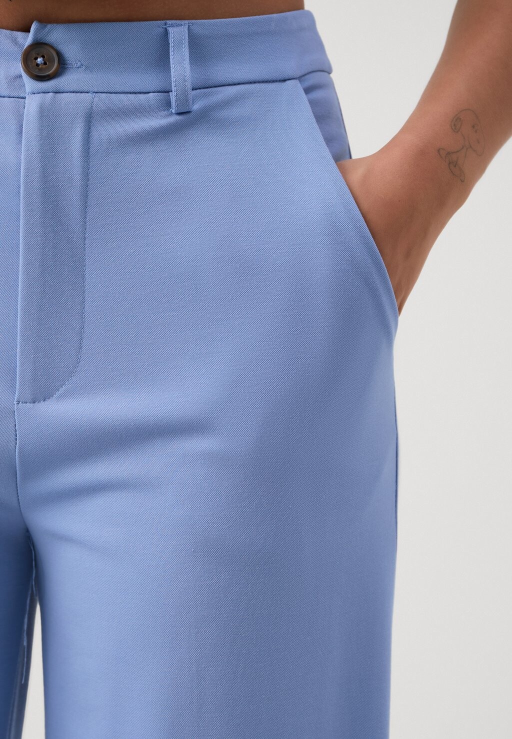 Брюки из ткани Even&Odd, светло-голубые
Брюки из ткани Even&Odd, светло-голубые