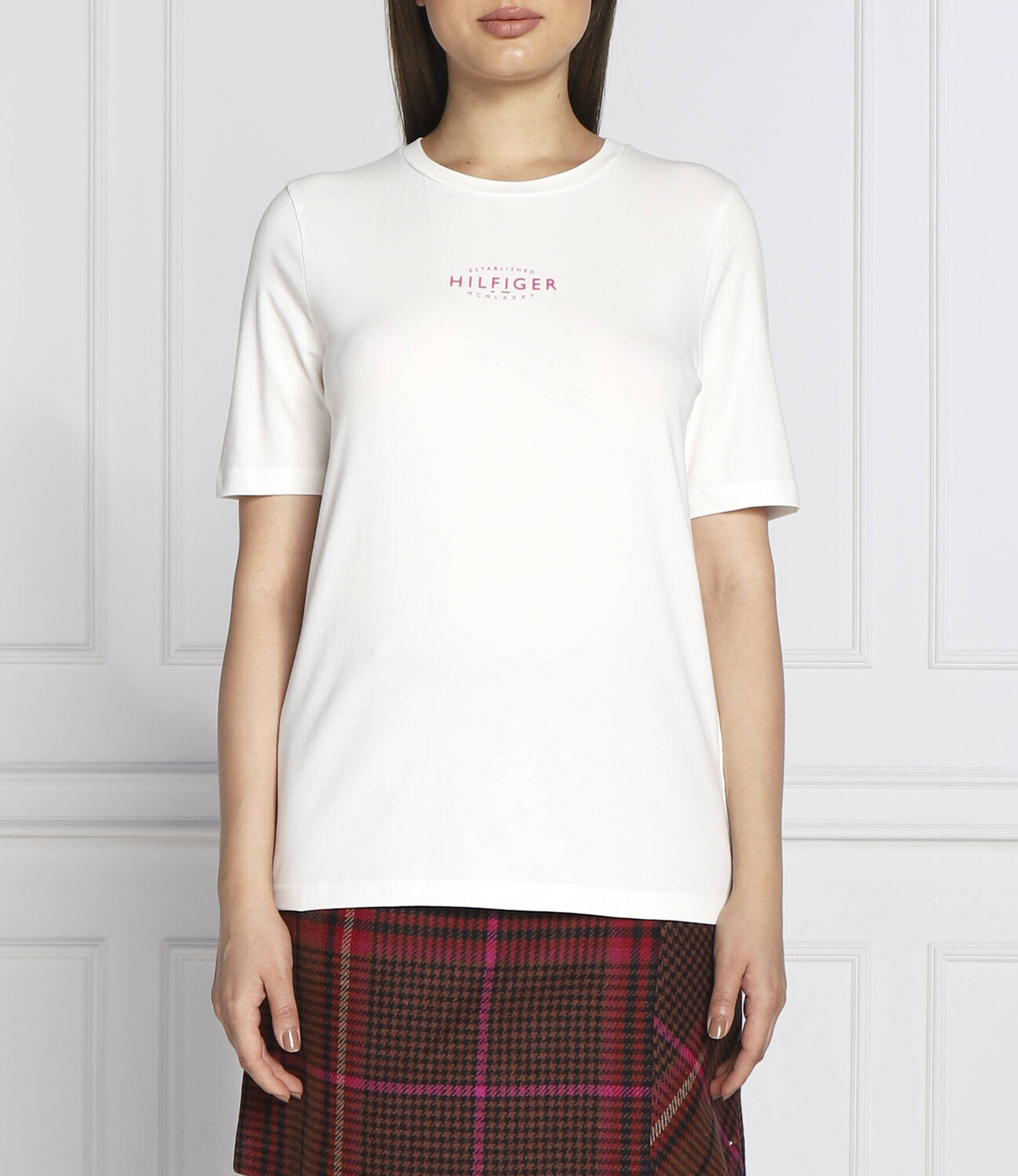 Футболка Tommy Hilfiger regular fit, белый
Футболка Tommy Hilfiger regular fit, белый