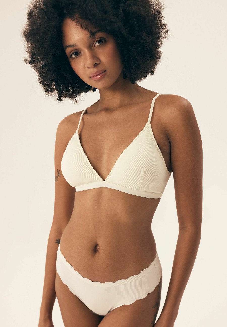 Бюстгальтер Henderson NASHWA, Cream/Off-White
Бюстгальтер Henderson NASHWA, Cream/Off-White
