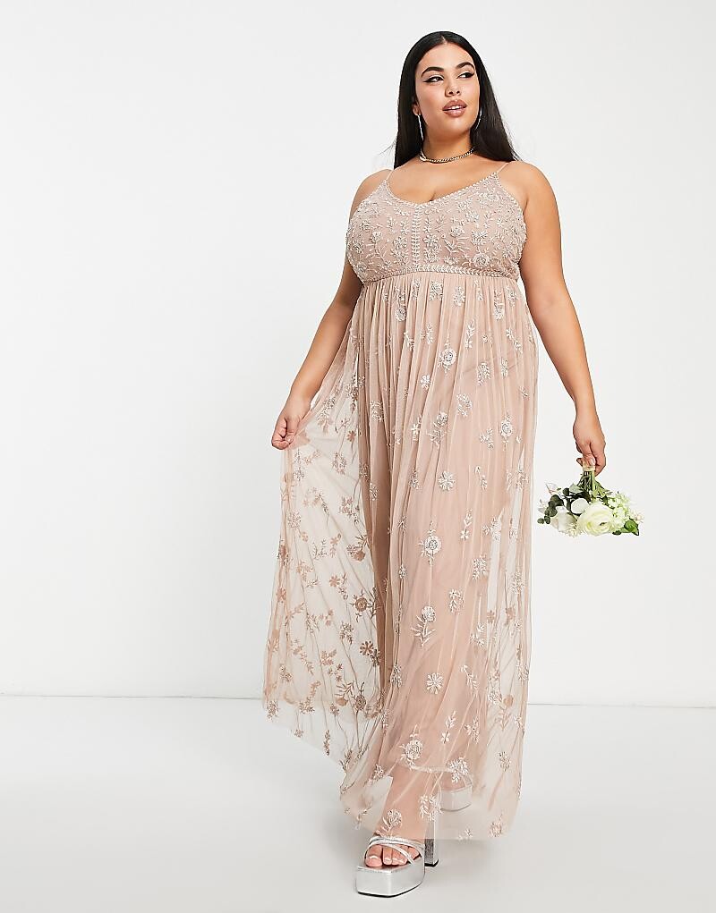 Beauut Plus – Bridesmaid – Нежное украшенное платье макси темно-серого цвета с тюлевой юбкой
Beauut Plus – Bridesmaid – Нежное украшенное платье макси темно-серого цвета с тюлевой юбкой