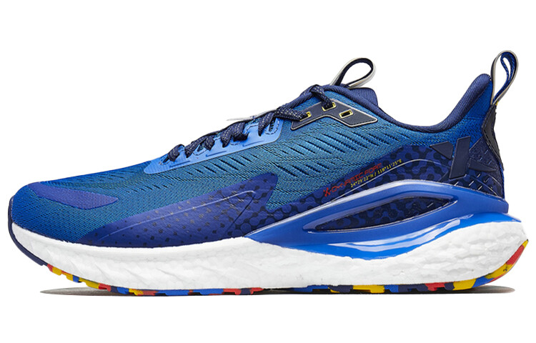 Кроссовки мужские с низким верхом
Кроссовки мужские с низким верхом