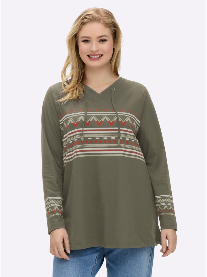 Рубашка с принтом цвета хаки и бежевого sheego
Рубашка с принтом цвета хаки и бежевого sheego