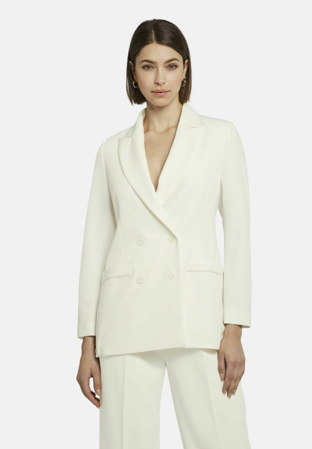 Блейзер CORNOVA Nicowa, белый
Блейзер CORNOVA Nicowa, белый