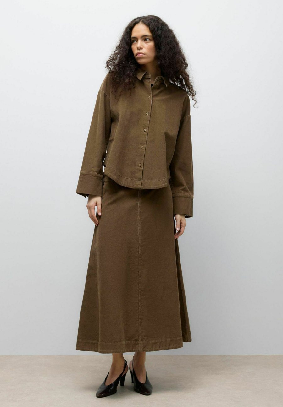 Юбка Vero Moda AWTALA LANGER, Teak/Light Brown
Юбка Vero Moda AWTALA LANGER, Teak/Light Brown