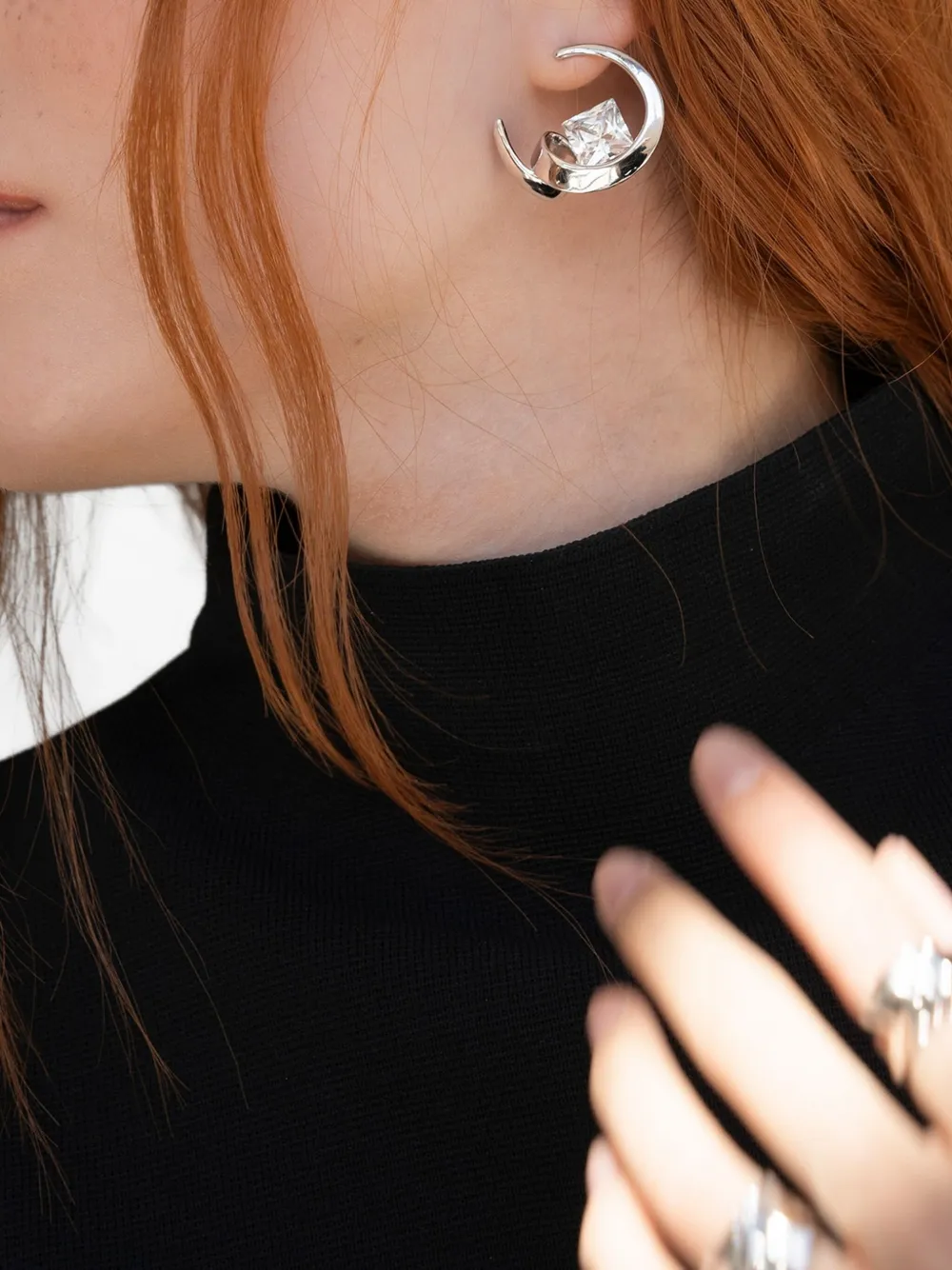 Серьги-дуги OBSIDIAN, серебряный
Серьги-дуги OBSIDIAN, серебряный