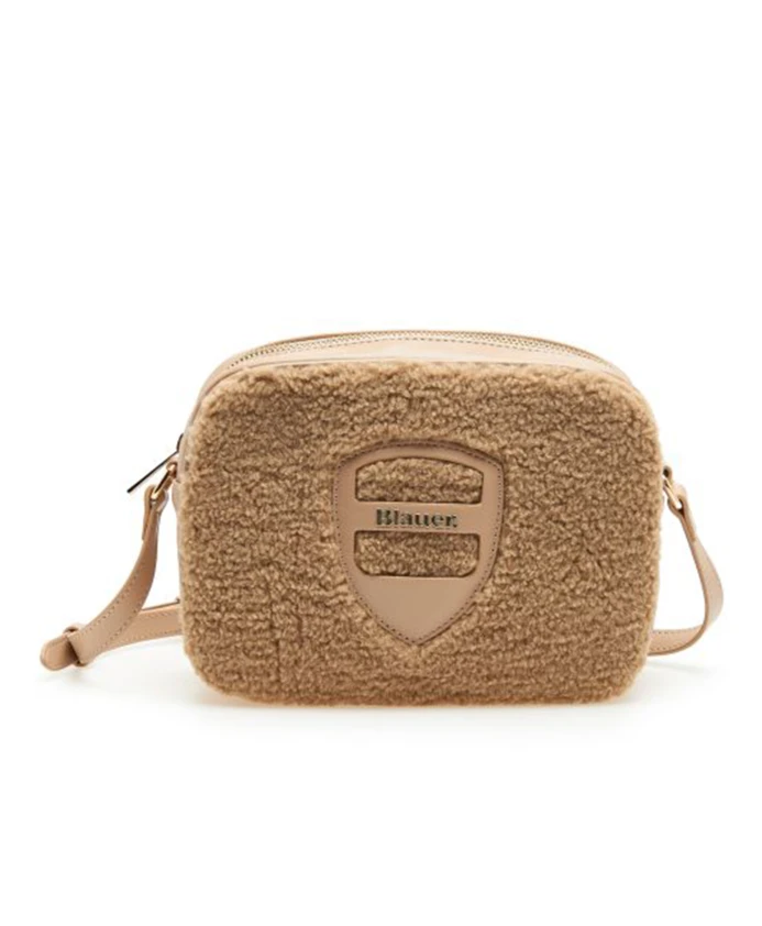 Бежевая меховая сумка для фотоаппарата Blauer, бежевый
Бежевая меховая сумка для фотоаппарата Blauer, бежевый