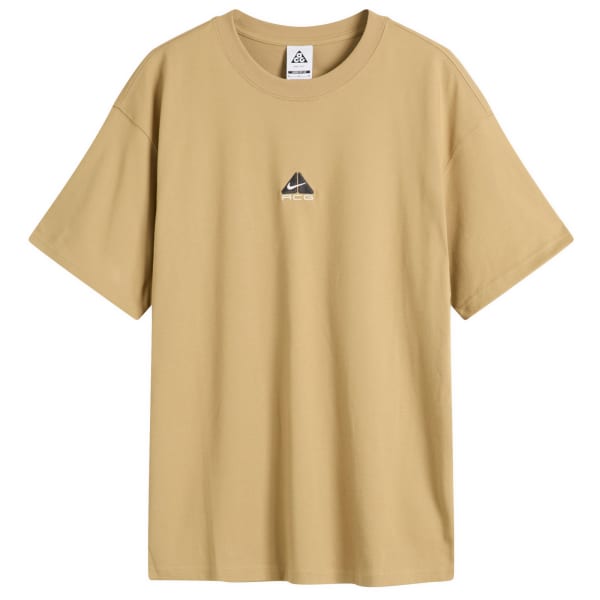 Футболка с надписью «ACG Lungs» Nike, бежевый
Футболка с надписью «ACG Lungs» Nike, бежевый