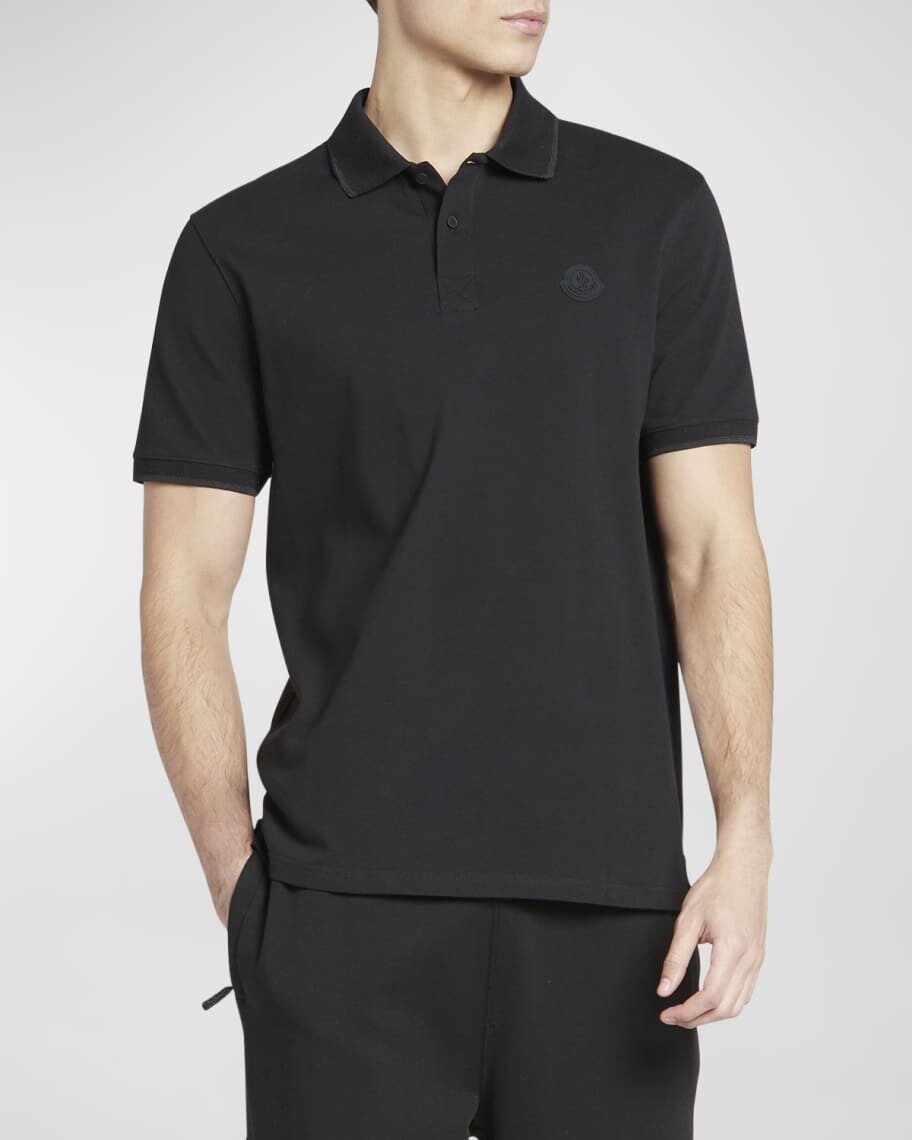 Мужская рубашка поло в тон с резиновой нашивкой Moncler
Мужская рубашка поло в тон с резиновой нашивкой Moncler