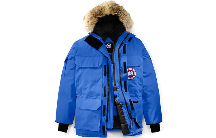 Мужской пуховик Canada Goose
Мужской пуховик Canada Goose