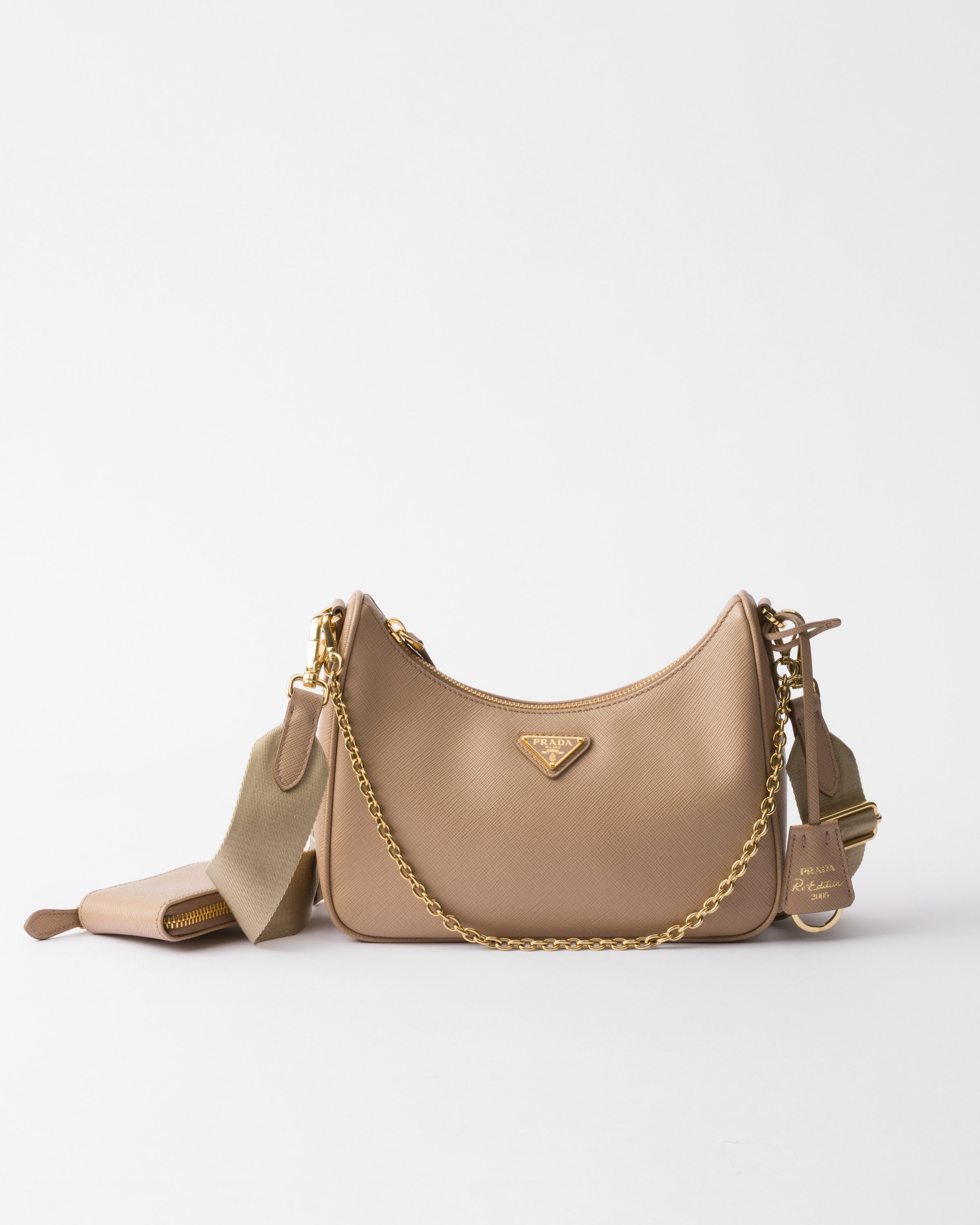 Сумка Prada Re-Edition 2005 из сафьяновой кожи, бежевый
Сумка Prada Re-Edition 2005 из сафьяновой кожи, бежевый