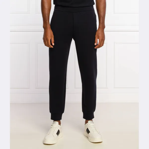 Спортивные брюки стандартного кроя Emporio Armani, черный
Спортивные брюки стандартного кроя Emporio Armani, черный