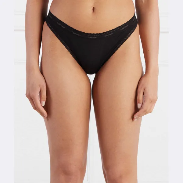 Нижнее белье Calvin Klein, черный
Нижнее белье Calvin Klein, черный