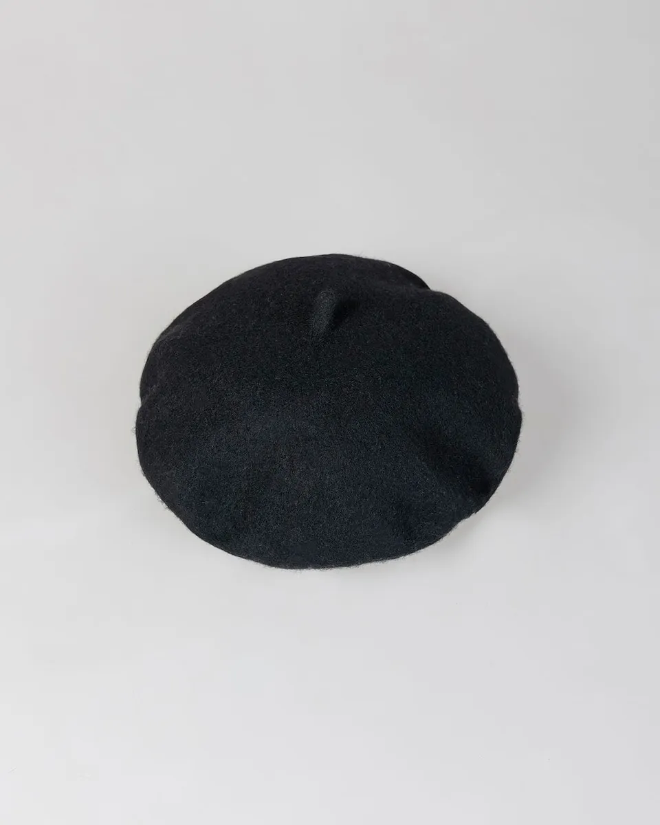 Женский гладкий шерстяной берет System Action, черный
Женский гладкий шерстяной берет System Action, черный