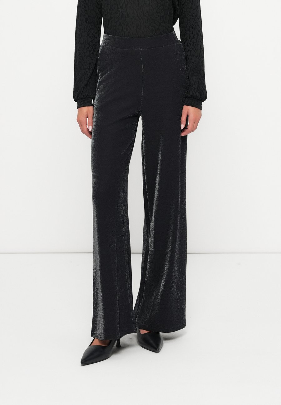 Брюки VILA VIELEINAS WIDE PANTS, Black Beauty/Silver Coloured/Black
Брюки VILA VIELEINAS WIDE PANTS, Black Beauty/Silver Coloured/Black