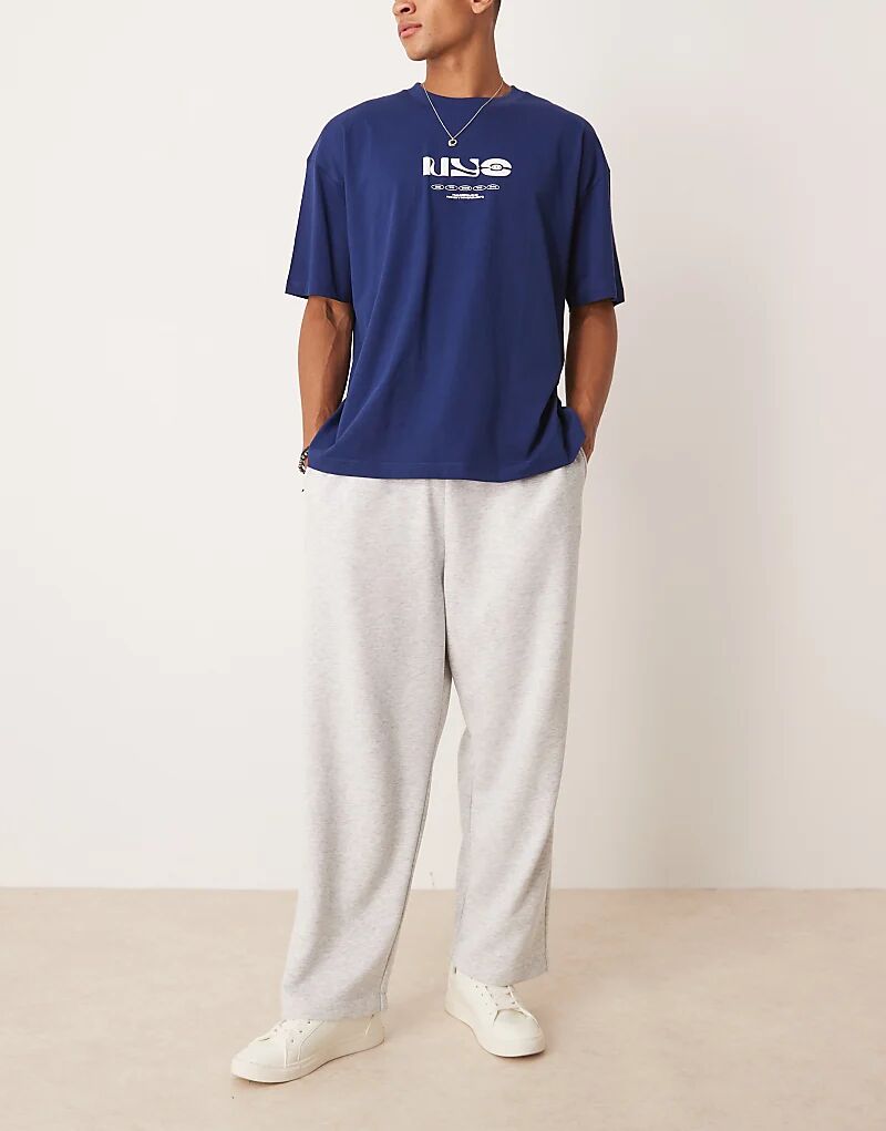 Широкие спортивные брюки ASOS DESIGN с петлёй сзади и объёмным поясом, цвет: серый меланж
Широкие спортивные брюки ASOS DESIGN с петлёй сзади и объёмным поясом, цвет: серый меланж