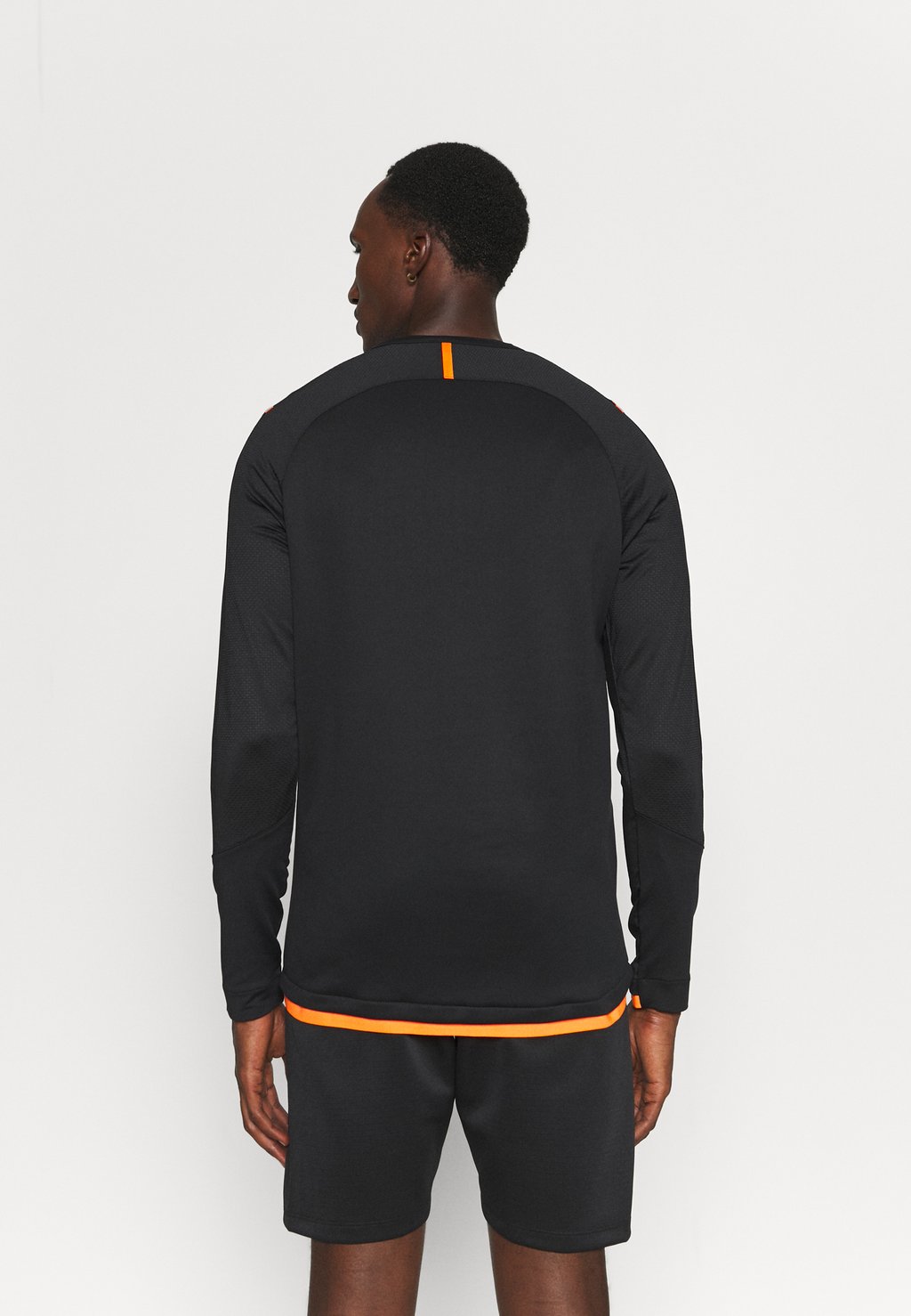 Толстовка CHALLENGE JAKO, черный
Толстовка CHALLENGE JAKO, черный