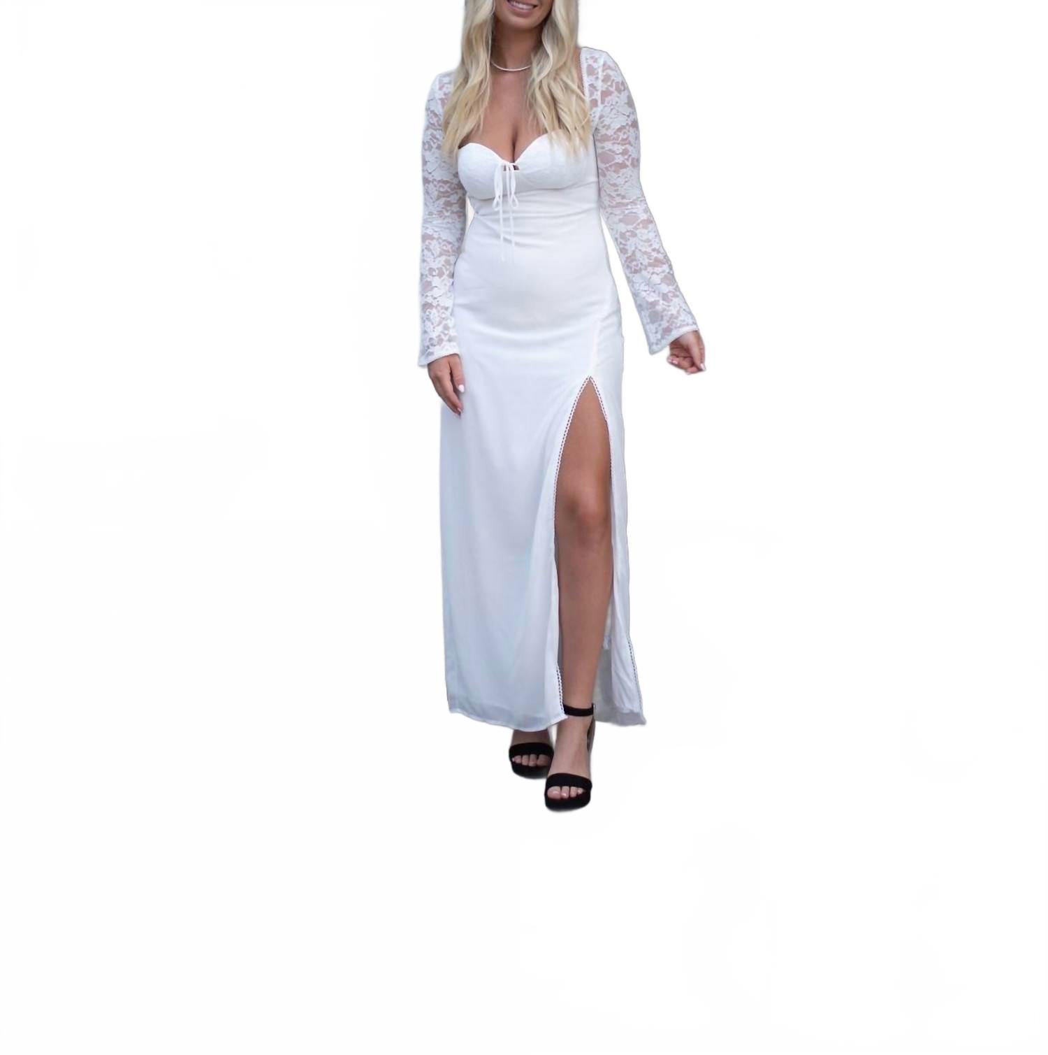 Женское макси-платье Lola с кружевом в цвете айвори ENDLESS BLU., слоновая кость
Женское макси-платье Lola с кружевом в цвете айвори ENDLESS BLU., слоновая кость