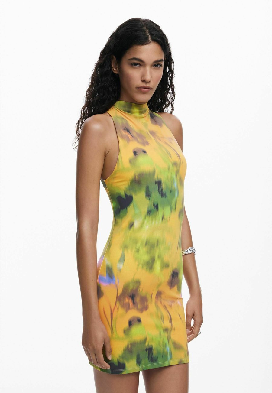 Платье Desigual SHORT GRADIENT, Yellow
Платье Desigual SHORT GRADIENT, Yellow