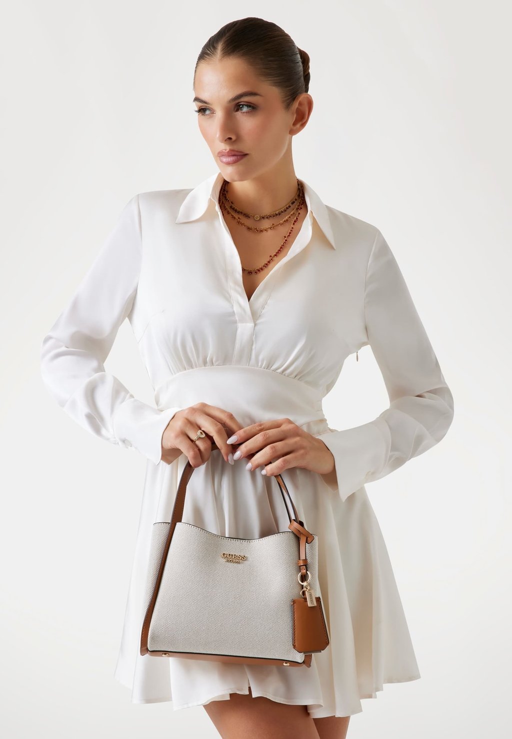 Сумка Guess, коричневый
Сумка Guess, коричневый