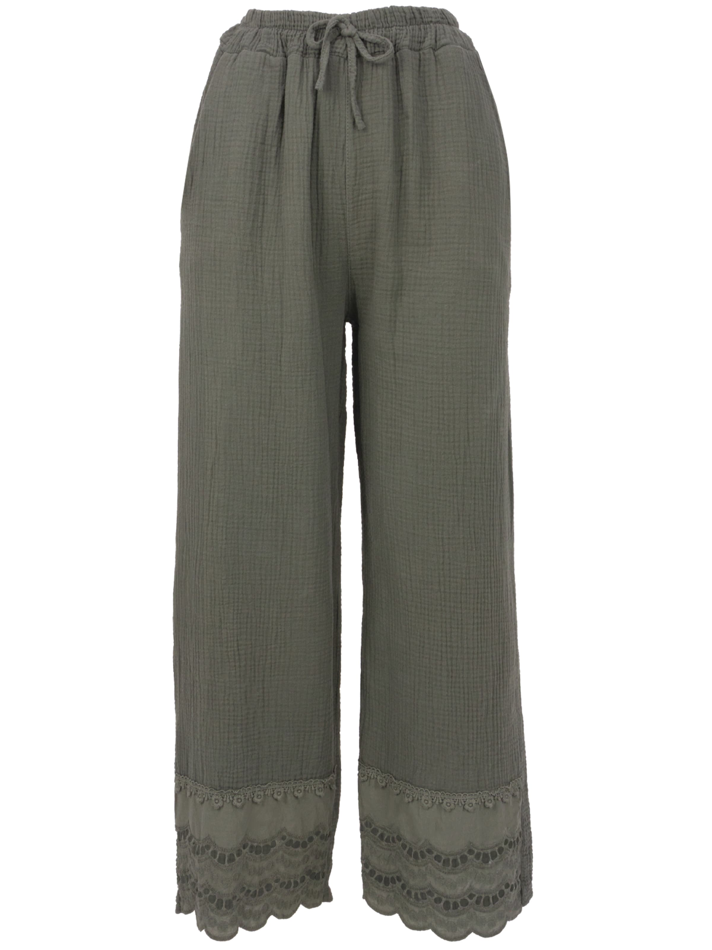 Seasons of April Широкие брюки 'Ines' в темно-зеленом цвете
Seasons of April Широкие брюки 'Ines' в темно-зеленом цвете