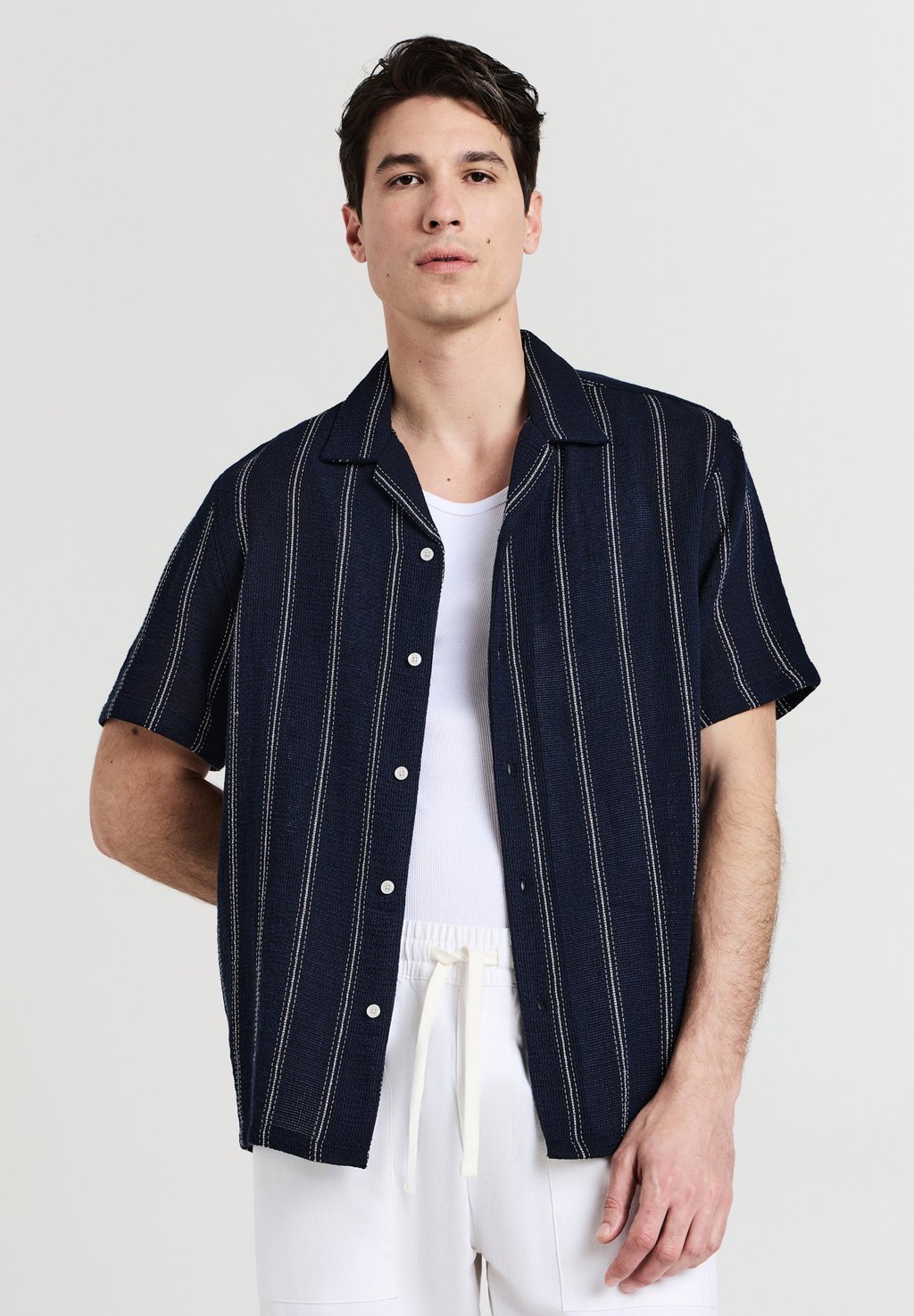 Рубашка A RIGHE Calliope, темно-синий
Рубашка A RIGHE Calliope, темно-синий