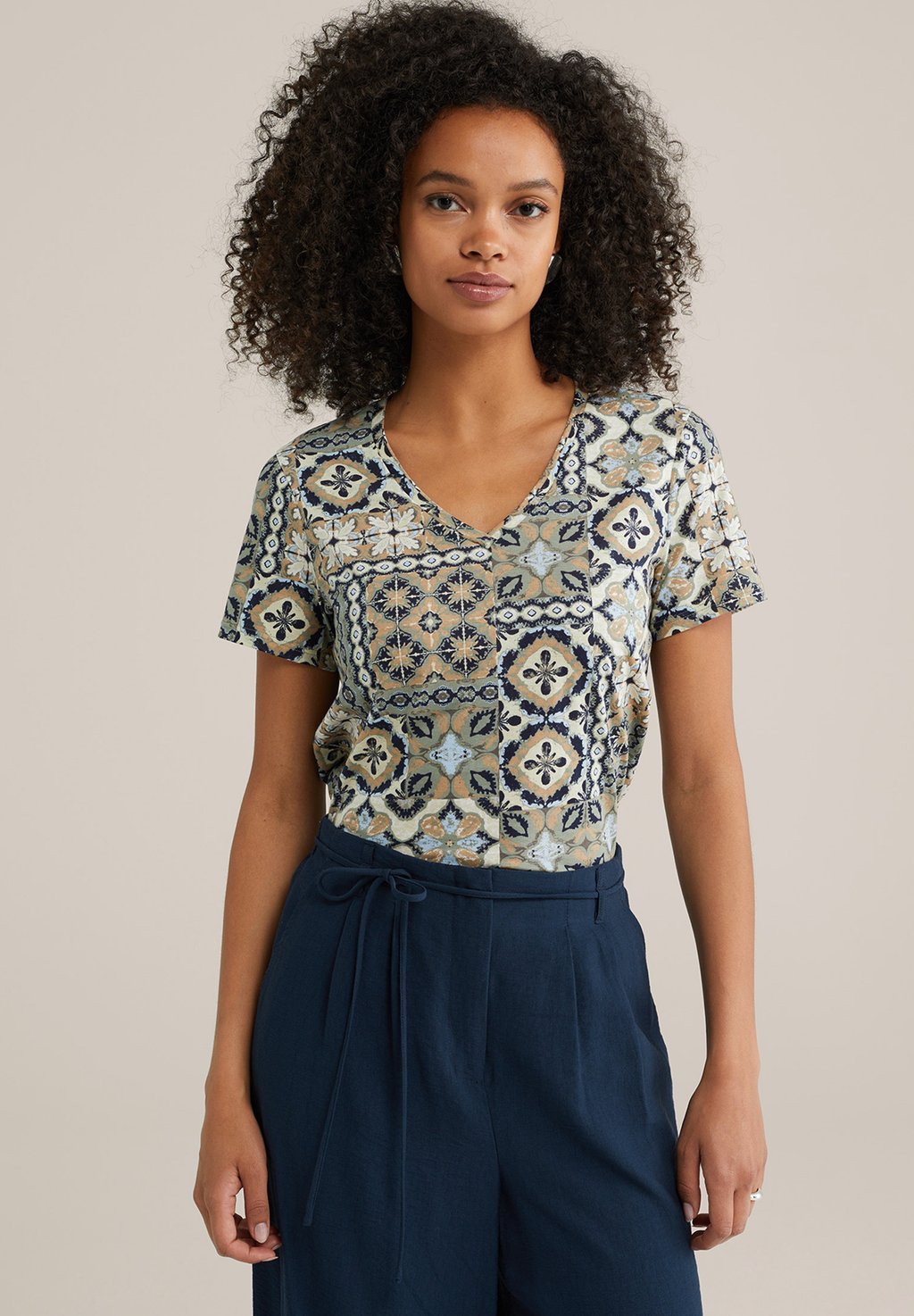 Футболка с принтом WE Fashion, бежевый
Футболка с принтом WE Fashion, бежевый