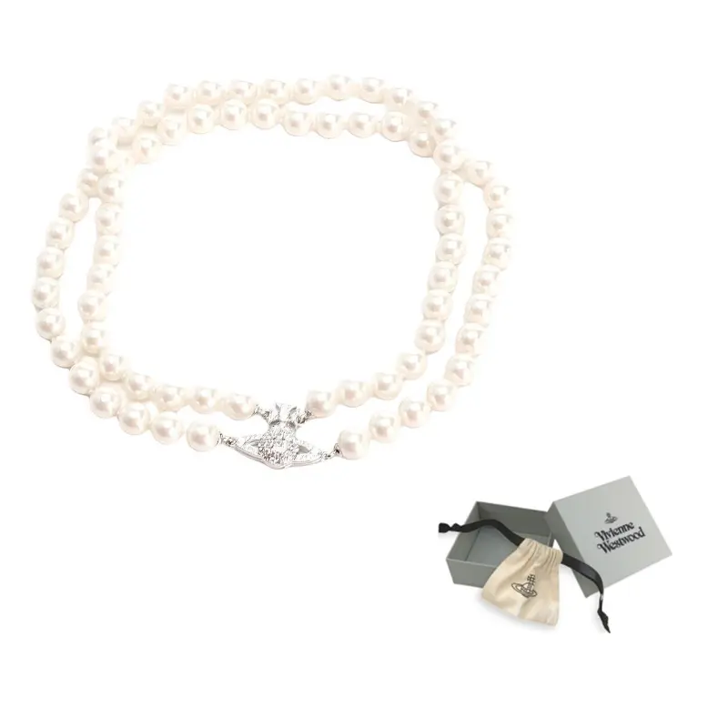 Кулон-шар на чокере Vivienne Westwood
Кулон-шар на чокере Vivienne Westwood