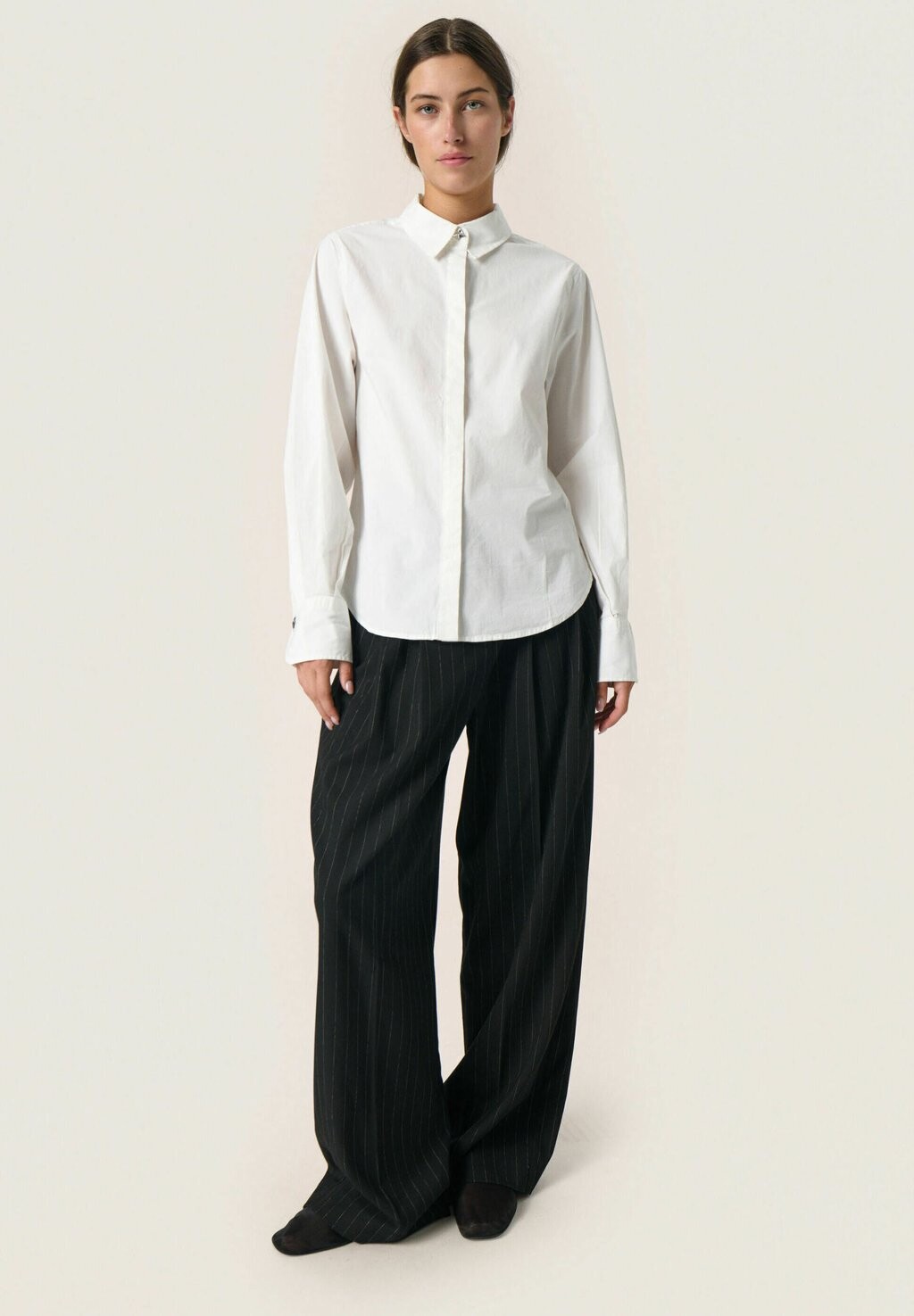 Блузка на пуговицах ALONNA Soaked in Luxury, кремовый
Блузка на пуговицах ALONNA Soaked in Luxury, кремовый