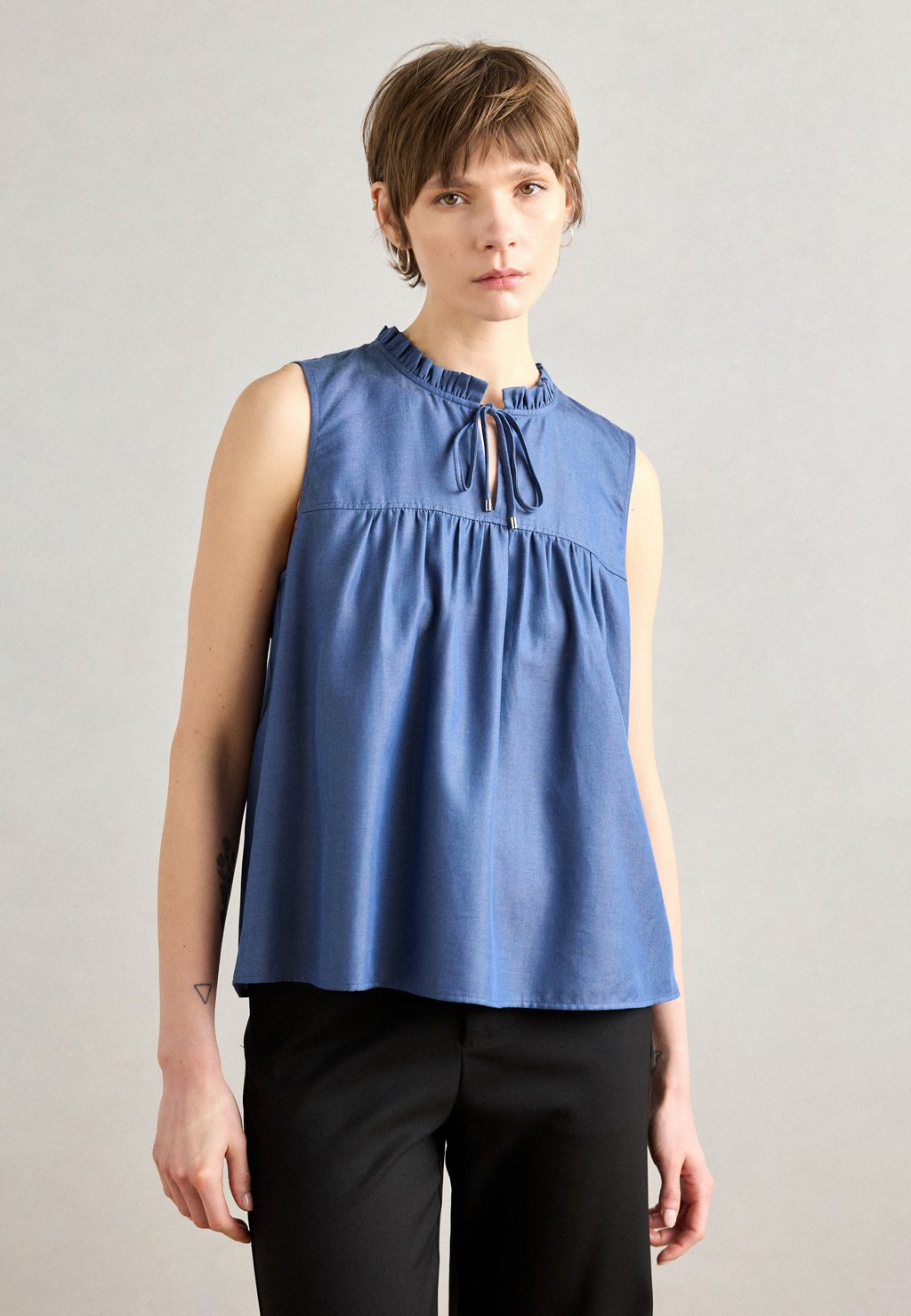Блуза BLOUSE Mos Mosh, цвет Mid Blue
Блуза BLOUSE Mos Mosh, цвет Mid Blue
