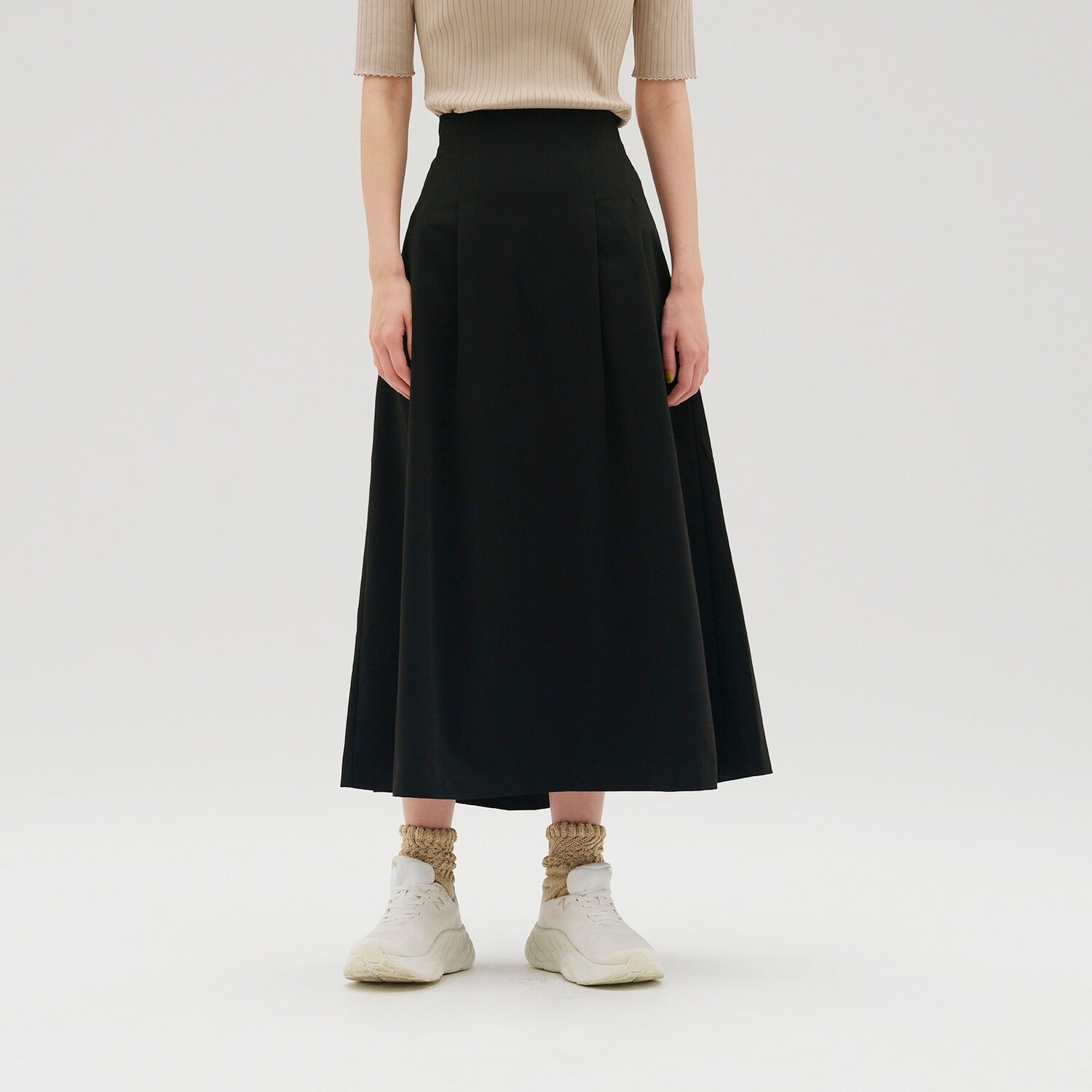 MET24 Повседневная длинная юбка женская черная New Balance
MET24 Повседневная длинная юбка женская черная New Balance