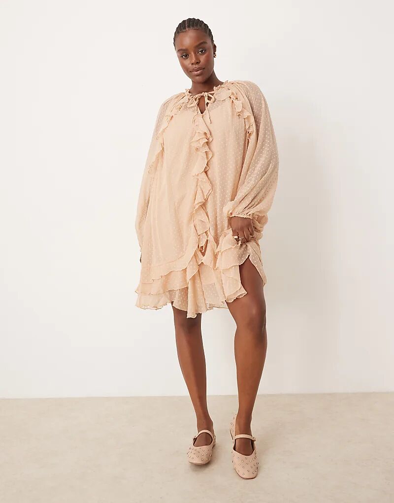 Мини-платье из шифона «добби» с оборками и рукавами-блузонами персикового цвета ASOS
Мини-платье из шифона «добби» с оборками и рукавами-блузонами персикового цвета ASOS